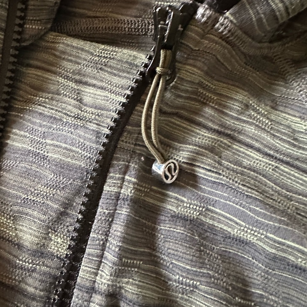 Lululemon Athletica Define Jacket Gray and Black - Picture 4 of 7